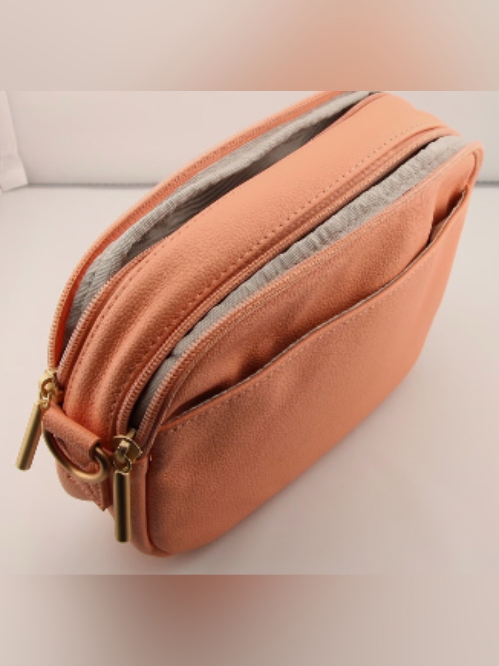 NWOT Thirty One Bags Double Zip Crossbody Bag, Coral Peach Smooth Pebble - Picture 3 of 8
